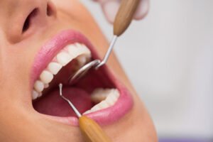 Read more about the article Female Dentist in Gulistan-e-Jauhar
