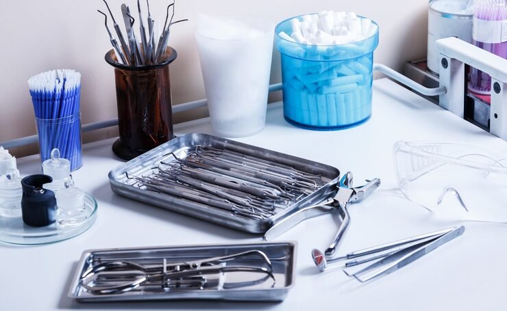 Modern dental equipment at FG Cosmo Dental Clinic