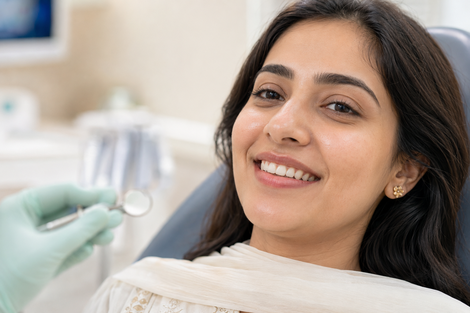 Composite tooth filling at FG Cosmo Dental Clinic Karachi