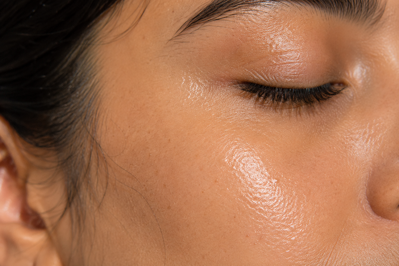 Skin glow serum consultation at FG Cosmo Dental Clinic Karachi